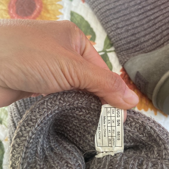 UGG Knit Sweater Tall Women's Boots Size 8 - Picture 5 of 8